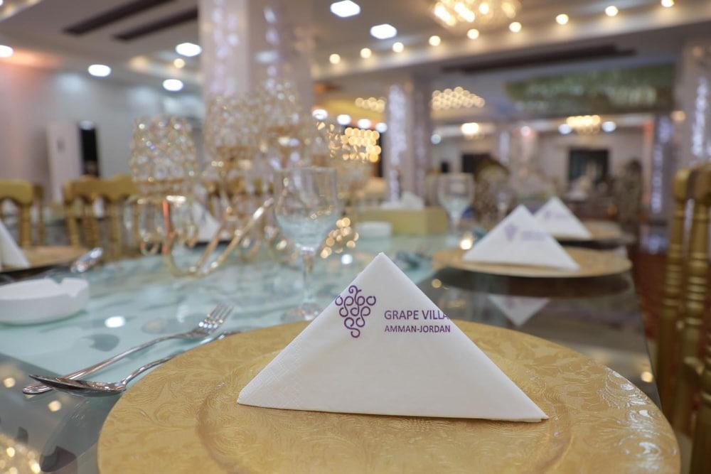 Grape Village Hotel Амман Экстерьер фото